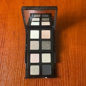 Bobbi Brown Smokey Nude palette